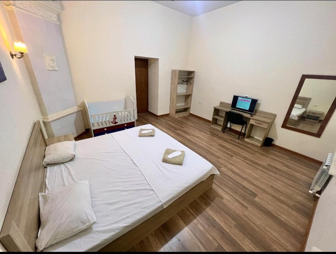 Central Apartment Баку Экстерьер фото